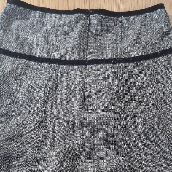 Gray A-Line Ruffled Knee-Length Skirt for Work - Picture 6 of 6